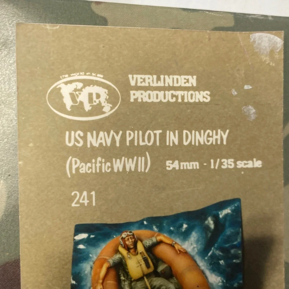 Verlinden 1/35 US Navy Pilot in Dinghy, Pacific WWII, kit no 241, started